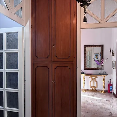 Apartman Casa Kolbe 8 , Centro M4 *