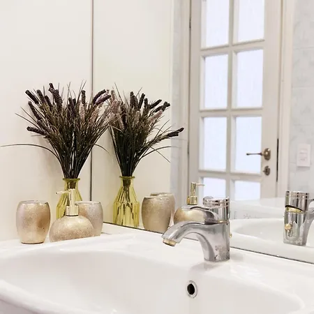 Casa Kolbe 8 , Centro M4 Appartamento Milano