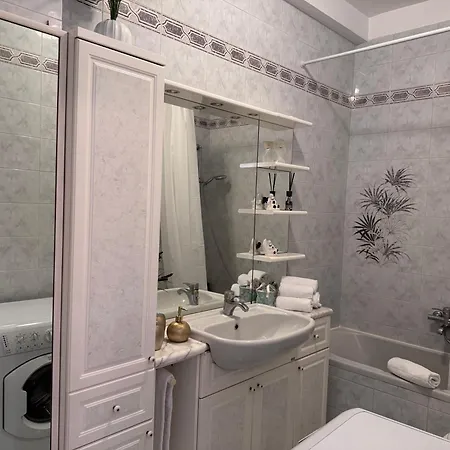 Casa Kolbe 8 , Centro M4 Appartamento Milano