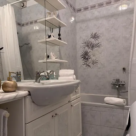 Casa Kolbe 8 , Centro M4 Appartamento *