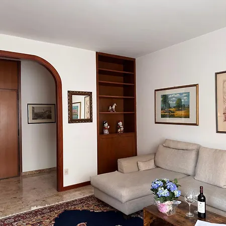 Casa Kolbe 8 , Centro M4 * Milán