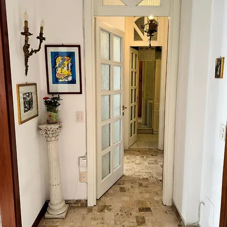 Apartamento Casa Kolbe 8 , Centro M4 Milán